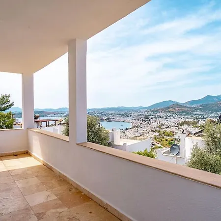 3br Duplex Close To Center فيلة بودروم