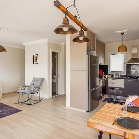 3br Duplex Close To Center * בודרום